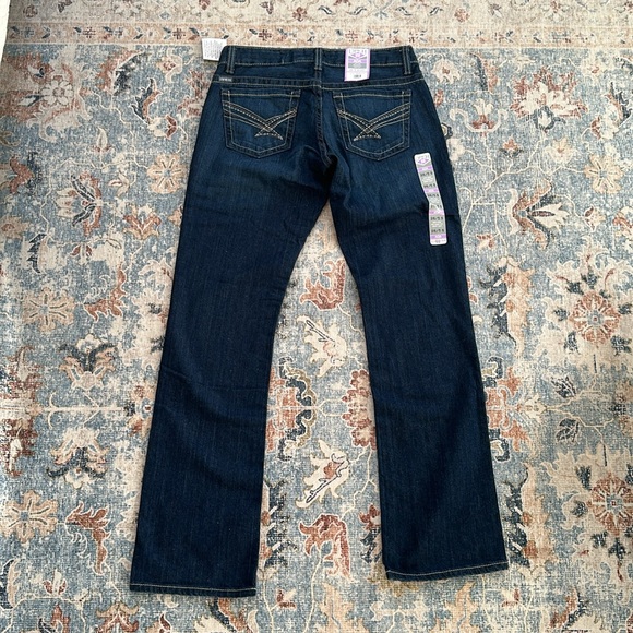 NEW WITH TAGS Cinch Ladies Ada Dark Wash Boot Cut Mid Rise Jeans size 28 5 - Picture 7 of 10